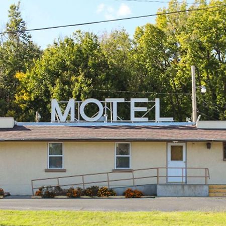 Golden Wheat Budget Host Inn Джънкшън Сити Екстериор снимка