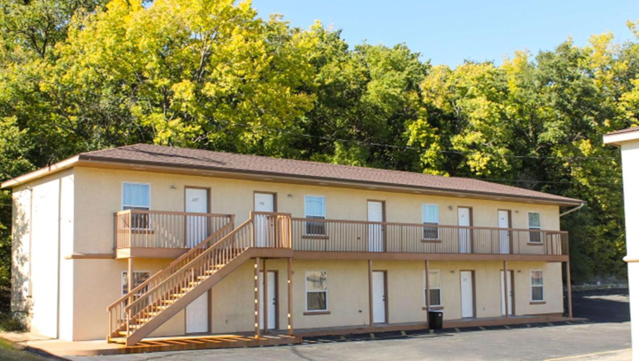 Golden Wheat Budget Host Inn Джънкшън Сити Екстериор снимка