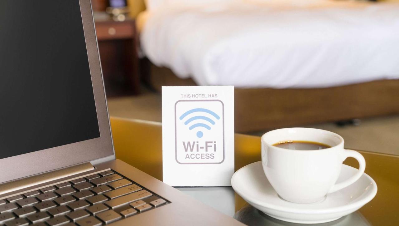 Golden Wheat Budget Host Inn Джънкшън Сити Екстериор снимка